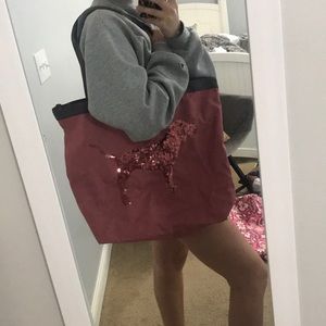 NWOT pink gym bag